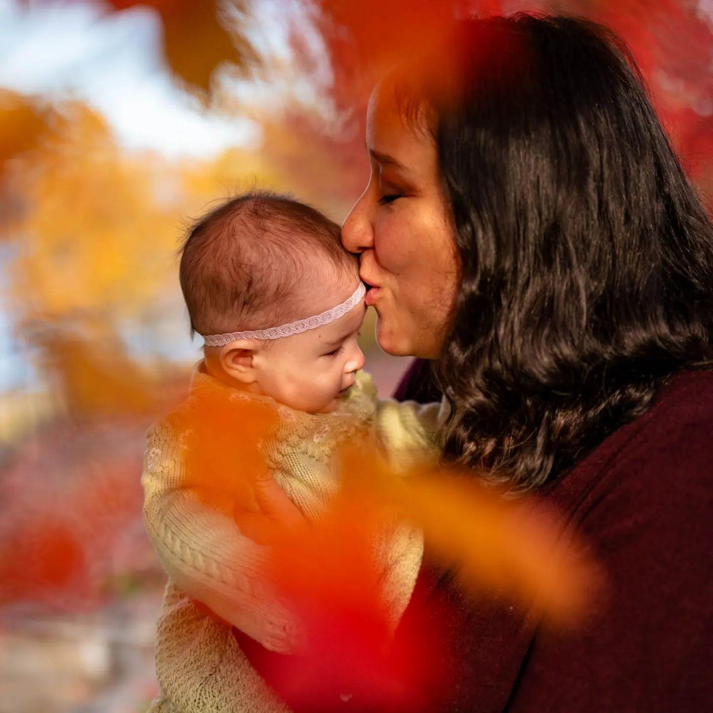 The Enchanting Allure of Fall Weddings and Family Photos