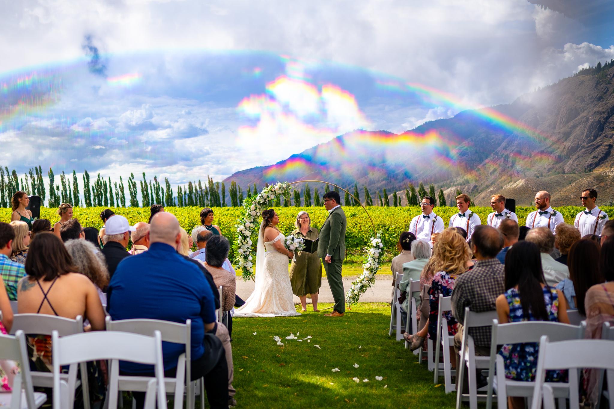 A Beautiful Wedding Day Overview: Capturing Louise and Devon's Special Moments